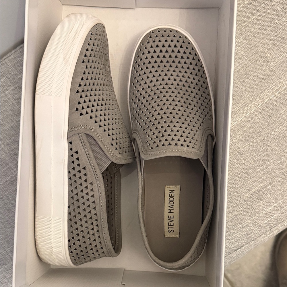 Steve Madden Gills Gray Slip-On Women’s Shoes